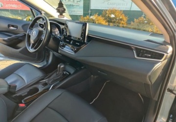 Toyota Corolla XII Sedan 1.8 Hybrid 122KM 2019 Toyota Corolla Salon POLSKA VAT23 Super Stan EXECUTIVE Zobacz 1.8, zdjęcie 17