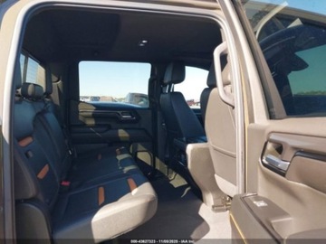  GMC Sierra 2023r., 4x4, 3.0L 3.0 Diesel 305KM, zdjęcie 9