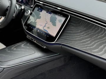 Mercedes Klasa E W214 Sedan 2.0 220d 197KM 2025 E Klasa 220 d 4-Matic AMG 2.0 197KM 2025, zdjęcie 6