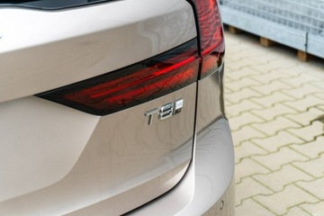 Volvo V90 II Plug-In Facelifting 2.0 T8 Plug-In Hybrid 455KM 2025 Volvo V90 Ultra Dark T8 AWD Plug-in hybrid (310 +, zdjęcie 12