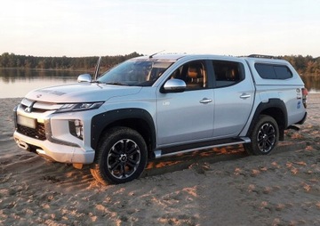 POSIRANI PLASTOVÉ 9 CM BLATNÍKŮ PODBĚH MITSUBISHI L200 (2019+)