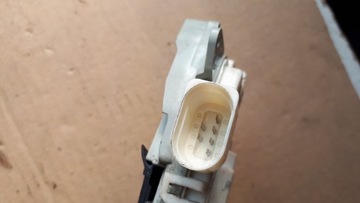 A6 C7 4G ZÁMEK DVEŘE LEVÝ PŘEDNÍ 6PIN A5 Q5