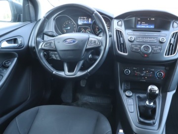 Ford Focus III Kombi Facelifting 1.0 EcoBoost 125KM 2015 Ford Focus 1.0 EcoBoost, Salon Polska, Serwis ASO, zdjęcie 6