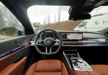 BMW Seria 7 G70 2026 BMW Seria 7 BMW Bonkowscy oferuja Promocyjne Finansowanie samochod Demonst, zdjęcie 10