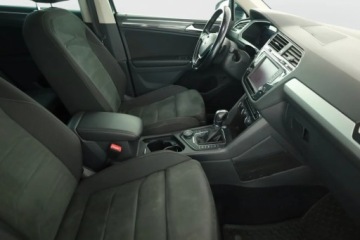 Volkswagen Tiguan II SUV 2.0 TDI BlueMotion Technology 240KM 2017 VW Tiguan 2.0 BiTDI, Salon Polska, Serwis ASO, zdjęcie 6