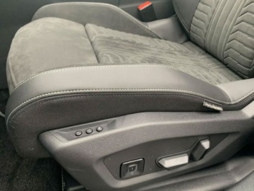 Peugeot 3008 III 2025 PEUGEOT 3008 GT Exclusive e-DCS6 1.2 mHEV 145KM, zdjęcie 4