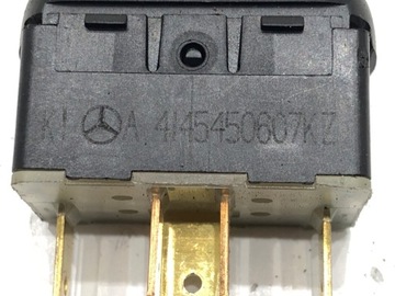 PŘEPÍNAČ SKEL MERCEDES VANEO A4145450607 02-05 BUS SPÍNAČ