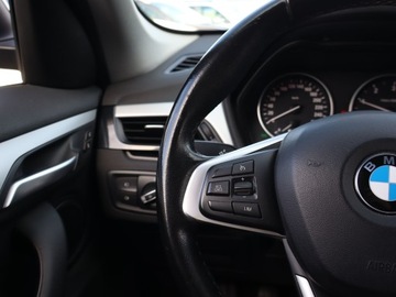 BMW X1 F48 2016 BMW X1 sDrive16d, Klima, Klimatronic, Tempomat, zdjęcie 15
