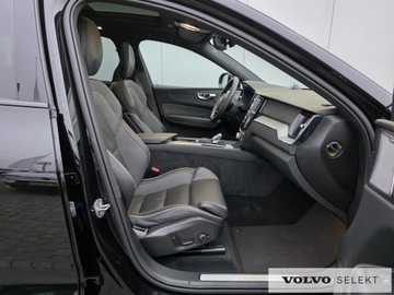 Volvo XC60 II 2025 Volvo XC 60 FV23% B5B Ultra Black Edition AWD ACC, zdjęcie 14