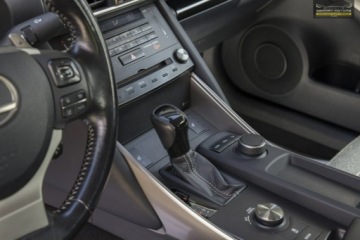 Lexus IS III Sedan Facelifting 200t 245KM 2018 Lexus IS Ledy / Kamera / Skóry / Perła /, zdjęcie 21