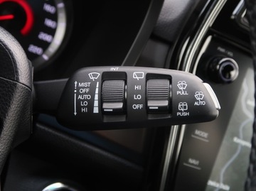  SsangYong Tivoli 1.5 T-GDI, Automat, Skóra, Navi, zdjęcie 20