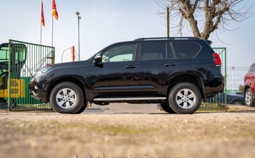 Toyota Land Cruiser VI MPV Faceliting 2.8 D-4D 177KM 2017 Toyota Land Cruiser Toyota Land Cruiser VI 2.8 D4D 4X4 177KM SALON POLSKA, zdjęcie 4