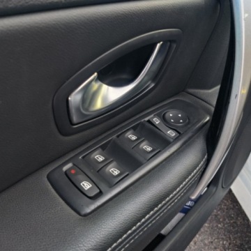 Renault Laguna III Hatchback Phase II 2.0 16v E85 eco2 140KM 2014 Renault Laguna Renault Laguna Lift 2.0b Jeden Wlasciciel LED 2.0 140KM, zdjęcie 17