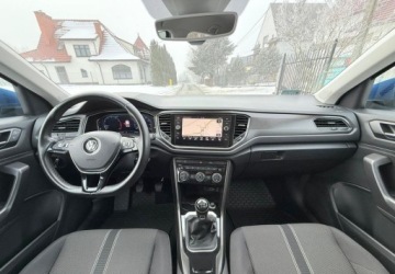 Volkswagen T-Roc I SUV 1.5 TSI ACT 150KM 2019 Volkswagen T-Roc Volkswagen T-Roc 1.5 TSI ACT Premium 1.5 Benzyna 150KM, zdjęcie 18