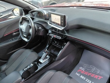 Peugeot 2008 II SUV 1.2 PureTech 130KM 2021 Peugeot 2008 GT Automat Panorama Kamera Full LED 1.2 Benzyna 130KM, zdjęcie 16