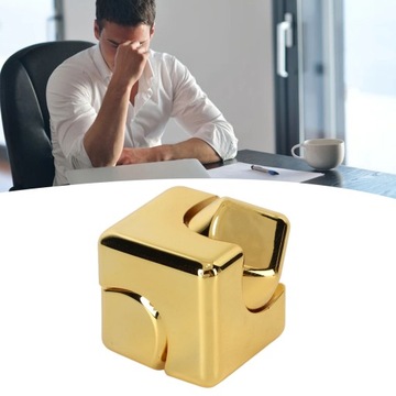 Metalowy kwadratowy żyroskop na palec kostka obrotowa Stress Relief