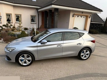 Seat Leon IV 2022 Seat Leon 1.0 eTSI Xcellence DSG Hybryda 110KM 2022r, zdjęcie 9