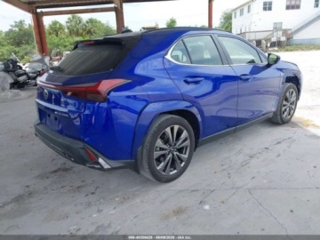 Lexus UX 2023 Lexus UX 250h F Sport Handling 2023 2.0 Benzyna 143KM, zdjęcie 4