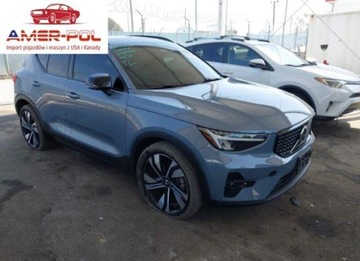 Volvo XC40 2023 Volvo XC 40 B5 Ultimate Dark Theme 2023 2.0l 2.0 Benzyna 247KM