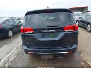 Chrysler Pacifica II 2019 Chrysler Pacifica 2019 r., 3,6L TOURING PLUS 3.6 Benzyna 287KM, zdjęcie 4