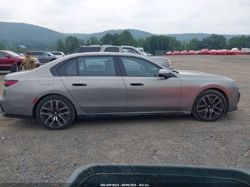 BMW Seria 7 G70 2024 BMW Seria 7 760i xDrive 2024 4.4l 4.4 Benzyna 536KM, zdjęcie 6