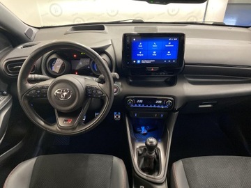 Toyota Yaris IV Hatchback 1.5 Dynamic Force 125KM 2022 Toyota Yaris 1.5 GR Sport IV (2020-) Toyota Yaris, zdjęcie 2