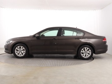 Volkswagen Passat B8 Limousine 1.4 TSI BlueMotion Technology 125KM 2017 VW Passat 1.4 TSI, Salon Polska, Navi, Klima, zdjęcie 2