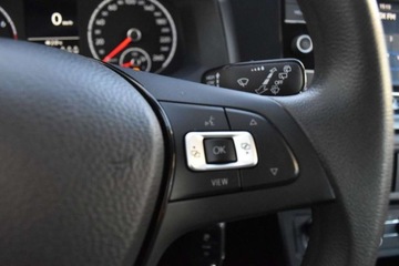 Volkswagen Polo V Hatchback 3d Facelifting 1.0 75KM 2017 Volkswagen Polo SalonPL 75KM MPI Trendline Pakiety Czujniki x2 Klimatyzajc, zdjęcie 13