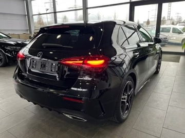 Mercedes Klasa A W177/V177 Hatchback Facelifting 1.3 200 163KM 2025 MERCEDES-BENZ A Klasa 200 AMG Line 1.3 (163KM) 2025, zdjęcie 3