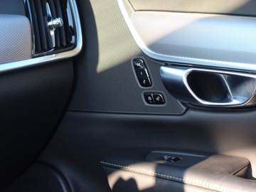 Volvo V90 II Kombi 2.0 T4 190KM 2020 Volvo V90 Inscription Wentyle Masaże HUD Webasto 4xKlima ACC Winter Pamięci, zdjęcie 13