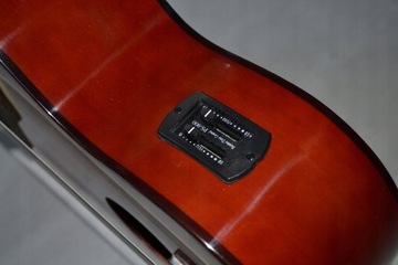 ЭЛЕКТРОКЛАССИЧЕСКАЯ ГИТАРА HARLEY BENTON CG300CE NT С ЛЮТНОЙ