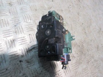 ЗАМОК ДВЕРИ ПЕРЕДНЕГО ЛЕВОГО СИДЕНИЯ CORDOBA II