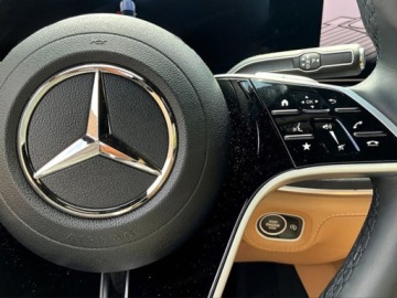 Mercedes GLE V167 SUV Facelifting 3.0 450d 367KM 2026 MERCEDES-BENZ GLE 450 d 4-Matic AMG Line 3.0 (367KM) 2026, zdjęcie 10