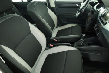 Skoda Fabia III Kombi 1.4 TDI 105KM 2016 Skoda Fabia 1.4 TDI, Salon Polska, Serwis ASO, zdjęcie 6