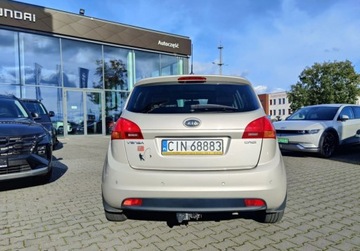 Kia Venga Mikrovan 1.6 CRDi 128KM 2011 Kia Venga 2011 1.6CRDI 128KM 193.698km Salon Polska 1.6 Diesel 128KM, zdjęcie 10