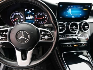Mercedes GLC C253 SUV Facelifting 2.0 220d 194KM 2021 MERCEDES-BENZ GLC 220 d 4-Matic Suv 194KM 2021, zdjęcie 17
