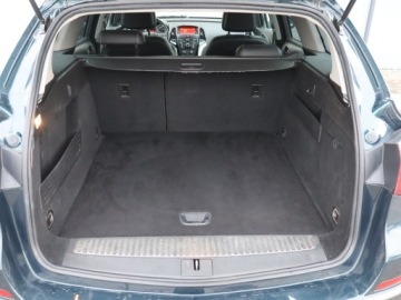 Opel Astra J Sports Tourer Facelifting 1.4 Turbo ECOTEC 140KM 2015 Opel Astra 1.4 T, GAZ, Skóra, Klima, Klimatronic, zdjęcie 13