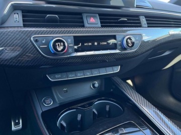Audi A5 F5 Coupe Facelifting 2.0 40 TDI 204KM 2023 Audi A5 Sportback Hak Matrix Led Ogrzewana kierownica Fakura Vat 2.0, zdjęcie 18