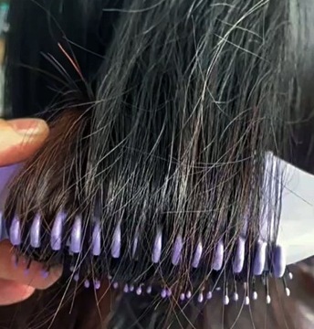 SZCZOTKA DO WŁOSÓW KRĘCONYCH DEFINIUJĄCA LOKI ZWIĘKSZAJĄCA OBJĘTOŚĆ SzW15z