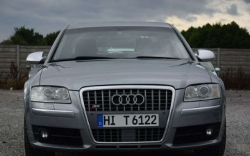Audi A8 D3 S8 Sedan 5.2 V10 FSI 450KM 2006 Audi S8 5.2 V10 450KM quattro Stan Bardzo dobry Navi Kamer Sprowadzon Opla, zdjęcie 2