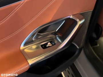 Mercedes GLC C254/X254 2026 Mercedes-Benz GLC Mercedes-Benz GLC 400 94kWh 4-Matic EQ Elektryczny 489KM, zdjęcie 16