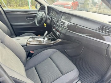 BMW Seria 5 F10-F11 Limuzyna 525d 218KM 2012 BMW 525 NAVI PDC Climatronic, zdjęcie 10
