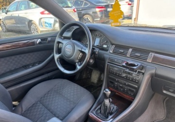 Audi A6 C5 Sedan 1.9 TDI 110KM 2000 Audi A6 Limousine 2000r. 1.9 Diesel 110KM, zdjęcie 9