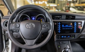 Toyota Auris II 2017 Toyota Auris Hybrid 135 Active 1.8 Hybryda 136KM, zdjęcie 22