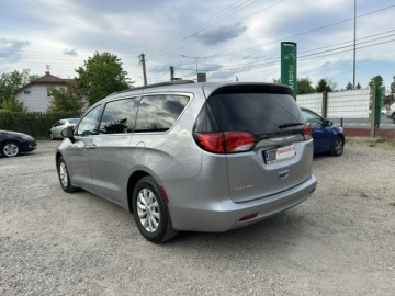Chrysler Pacifica II 3.6 V6 291KM 2018 Chrysler Pacifica 3.6 benzyna/Automat/8 miejsc/Fak, zdjęcie 6