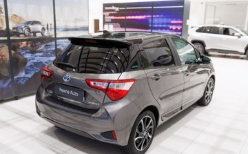 Toyota Yaris III Hatchback 5d Facelifting Hybrid 100KM 2017 Toyota Yaris Hybrid 100 Selection 1.5 Hybryda 100KM, zdjęcie 12