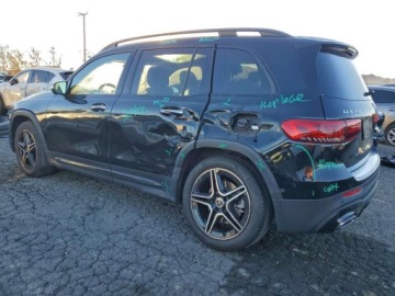 Mercedes GLB 2023 Mercedes-Benz GLB 250 2023 2.0 Benzyna 221KM, zdjęcie 1