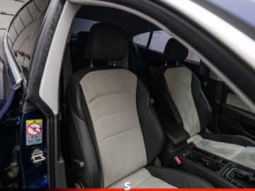 Volkswagen Arteon Fastback 2.0 TDI 150KM 2018 VOLKSWAGEN Arteon 2.0 TDI Elegance DSG Sedan 150KM 2018, zdjęcie 7