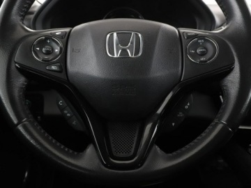 Honda HR-V II SUV 1.5 i-VTEC 130KM 2016 Honda HR-V Elegance PDC grzane fotele klima-auto., zdjęcie 20