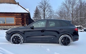 Porsche Cayenne II SUV 3.0 S Hybryda 380KM 2012 Porsche Cayenne Porsche Cayenne 3.0 Hybryda 379KM, zdjęcie 11